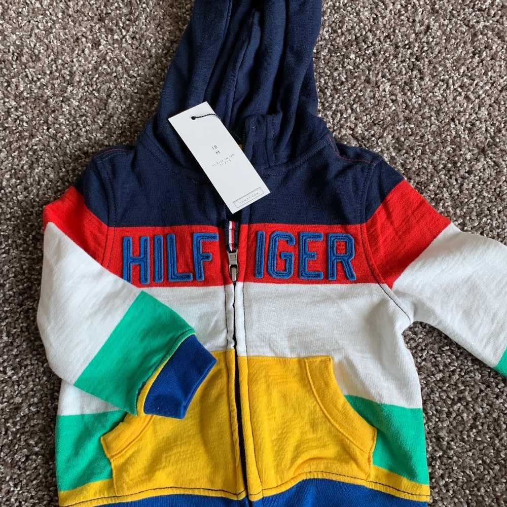 KIDS TOMMY HILFIGER JACKET SIZE 18M